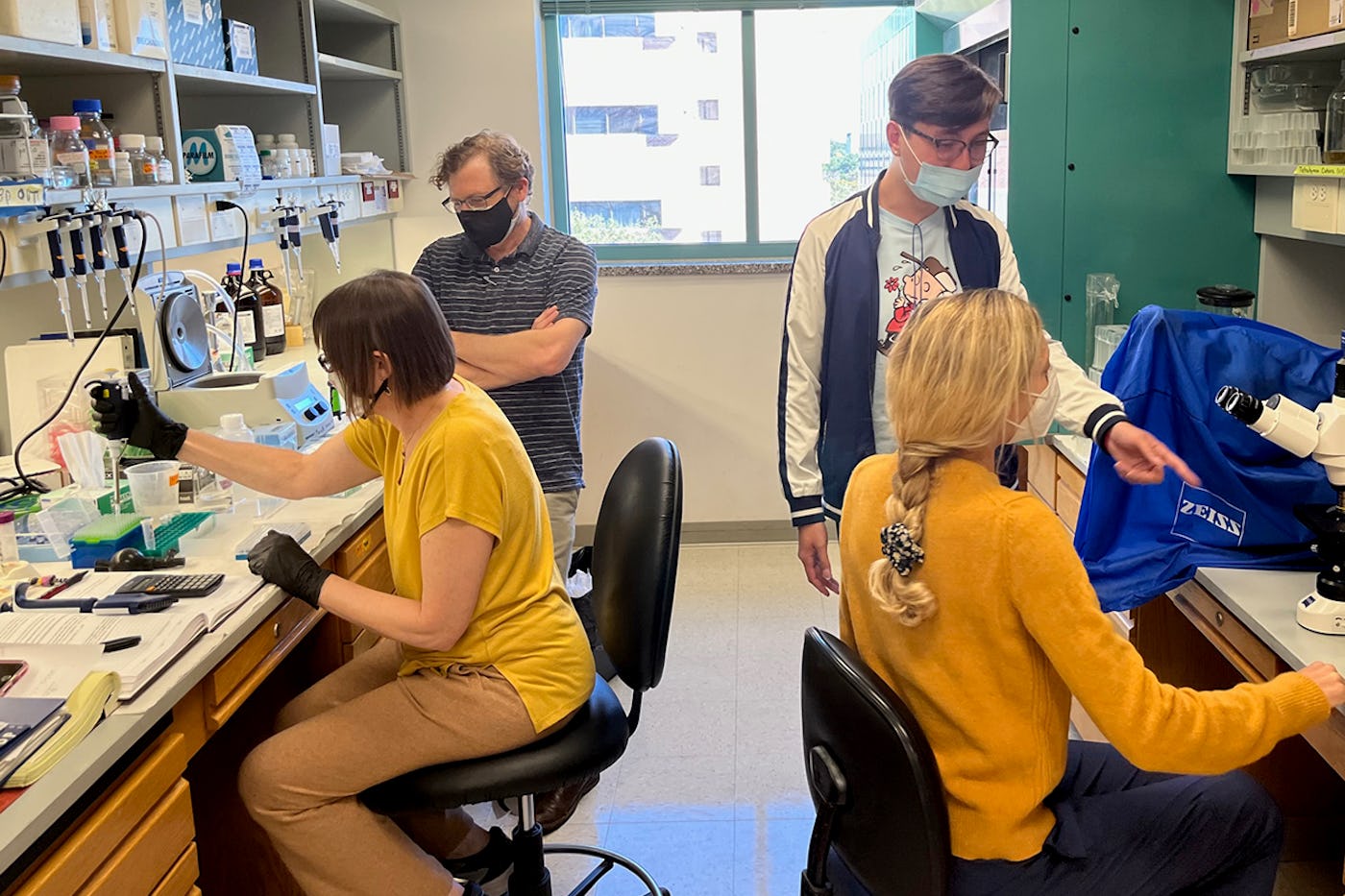 researchers working in the Marcotte lab